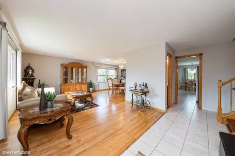 536 Eagle View Dr, Carol Stream, IL 60188 photo 6