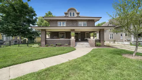 512 College Ave, Rockford, IL 61104