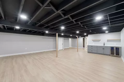 300 Lance Dr, Des Plaines, IL 60016 photo 27