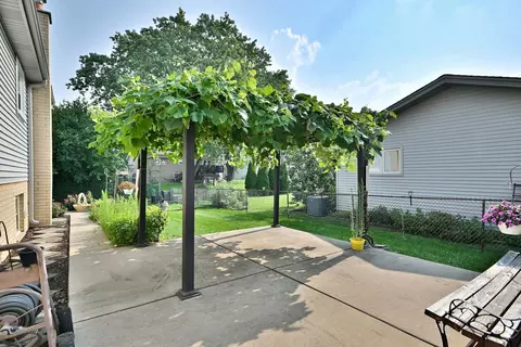 657 Sable Dr, Addison, IL 60101 photo 25