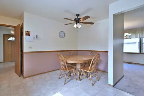 657 Sable Dr, Addison, IL 60101 photo 12