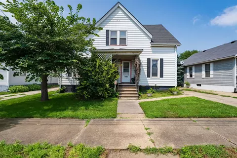 1405 W Mulberry St, Bloomington, IL 61701