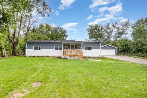 30 Quarry St, Joliet, IL 60436