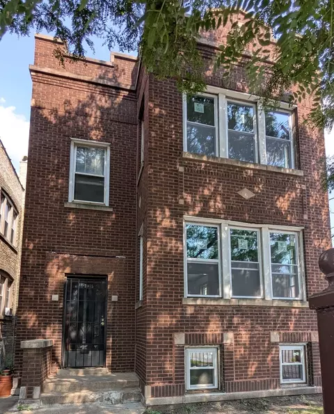 2015 N Leclaire Ave, Chicago, IL 60639