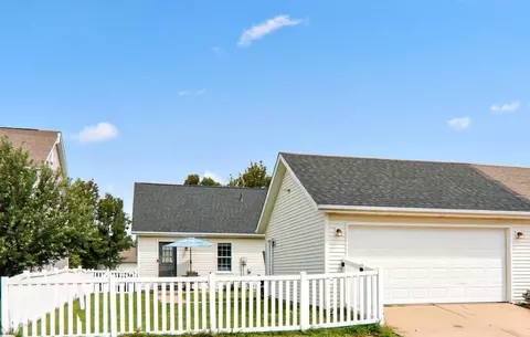 Exterior - 1003 Perry Ln, Normal, IL 61761 photo 3 of 4