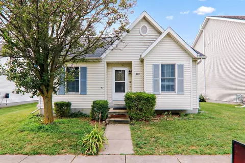 1003 Perry Ln, Normal, IL 61761