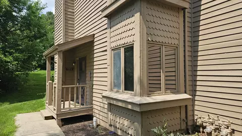 6112 Garrett Ln #6112, Rockford, IL 61107