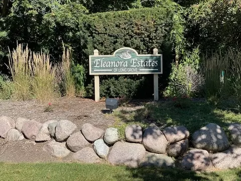 6878 September Lot Apt 20 Blvd, Long Grove, IL 60047