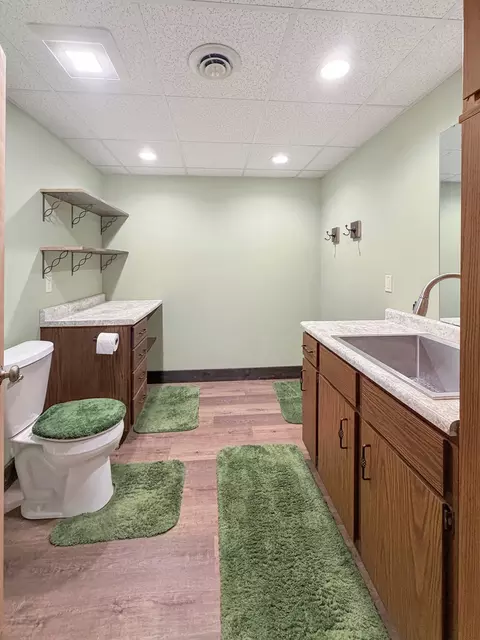 Bath - 24-134 Hidden Ranch Dr, Lanark, IL 61046 photo 5 of 5