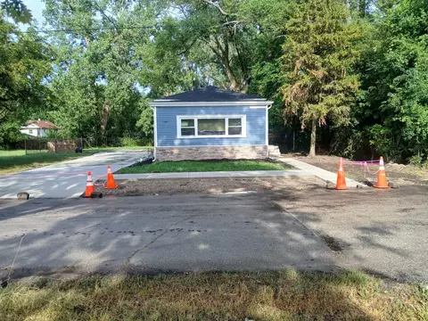 13621 Homan Ave, Robbins, IL 60472