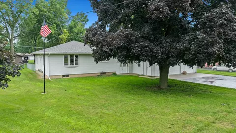 Exterior - 3101 Prophet Rd, Rock Falls, IL 61071 photo 3 of 11