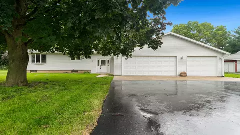 3101 Prophet Rd, Rock Falls, IL 61071