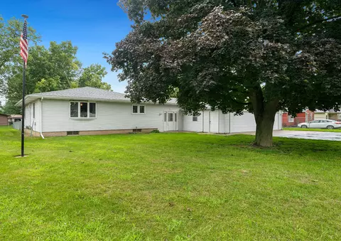 Exterior - 3101 Prophet Rd, Rock Falls, IL 61071 photo 8 of 11