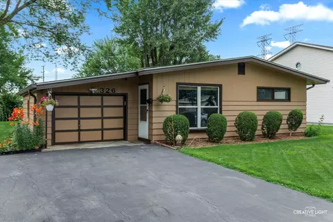 326 John St, North Aurora, IL 60542