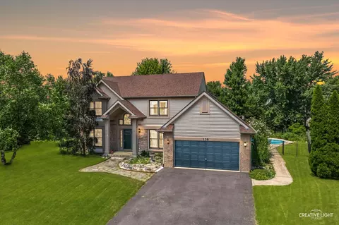 138 Linden Ct, Sugar Grove, IL 60554