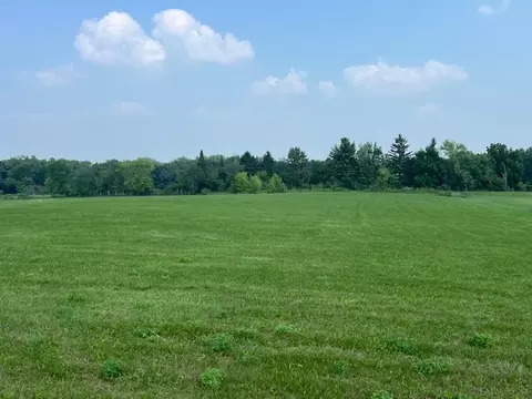 2020 Maritime Ln, Woodstock, IL 60098