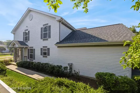 519 Jennifer Cir, Mundelein, IL 60060