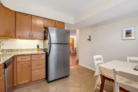 Kitchen - 4247 Amelia Ave #1A, Lyons, IL 60534 photo 2 of 2