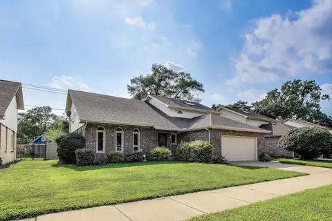 9716 S Beverly Ave, Chicago, IL 60643 photo 2