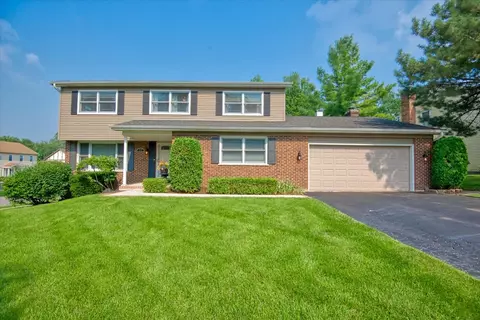 1 S339 Marys Ln, Lombard, IL 60148