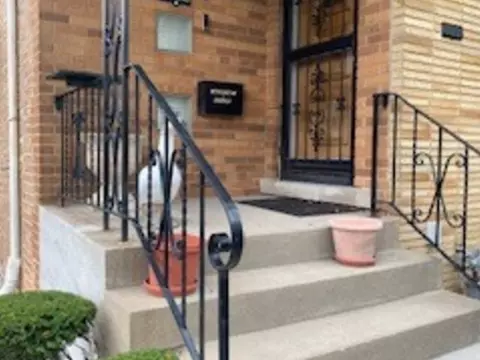 11706 S Artesian Ave, Chicago, IL 60655 photo 3