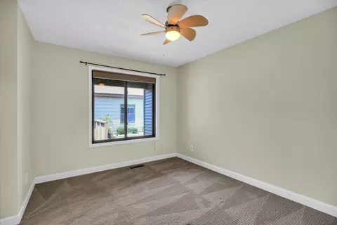 1203 Lancaster Dr, Champaign, IL 61821 photo 25