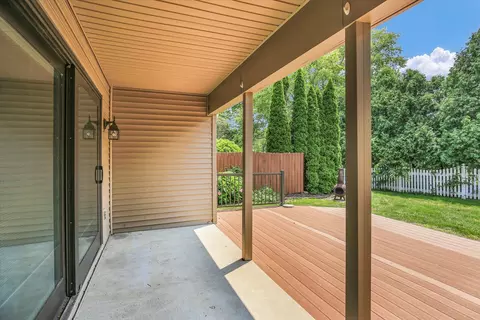 1203 Lancaster Dr, Champaign, IL 61821 photo 35