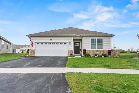 1664 Windsor Rd, Pingree Grove, IL 60140