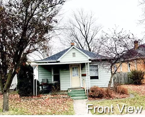 Exterior - 368 Wall St, Kankakee, IL 60901 photo 1 of 4