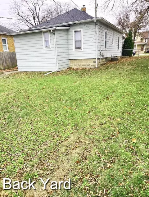 Exterior - 368 Wall St, Kankakee, IL 60901 photo 4 of 4