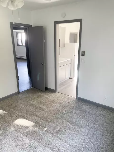Bedroom - 368 Wall St, Kankakee, IL 60901 photo 1 of 3