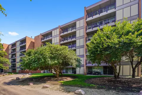 6000 Oakwood Dr #3G, Lisle, IL 60532