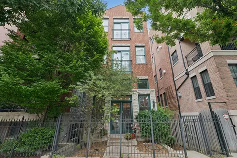 1925 N Damen Ave #1, Chicago, IL 60647