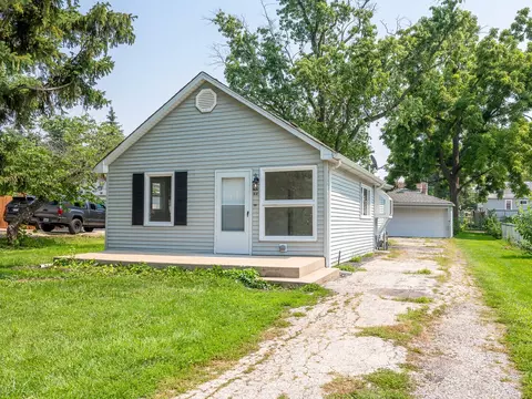 441 S Addison St, Bensenville, IL 60106