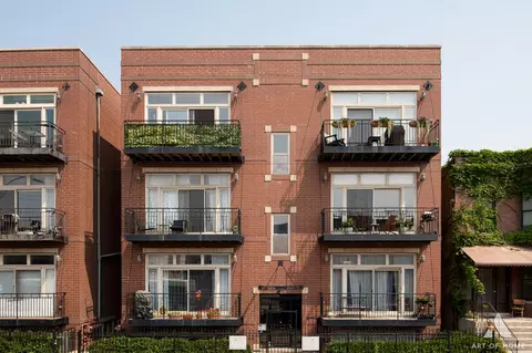 2734 W Belmont Ave #1, Chicago, IL 60618