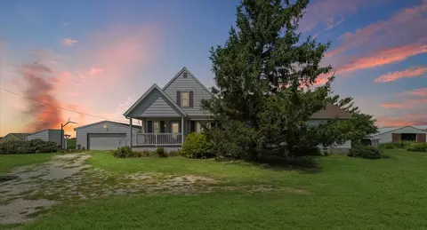 3345 County Road 400 E Rd, Fisher, IL 61843
