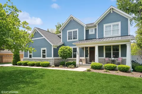 1406 Meadow Ln, Glenview, IL 60025