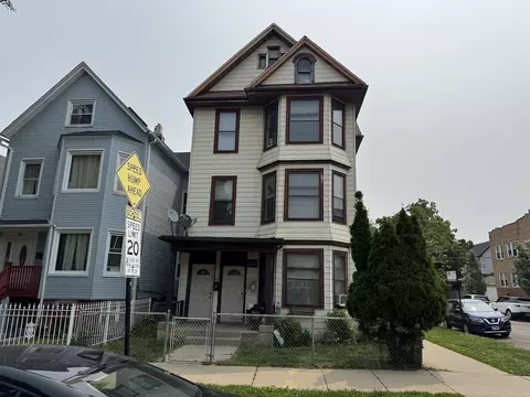 3801 N Albany Ave, Chicago, IL 60618