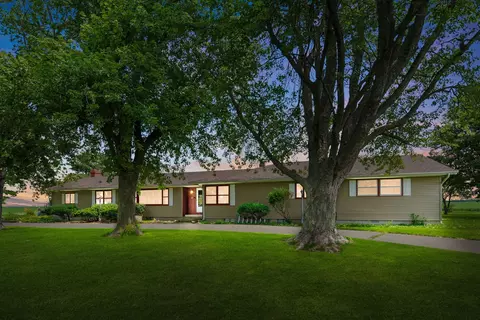 9994 N 3300 East Rd, Chatsworth, IL 60921