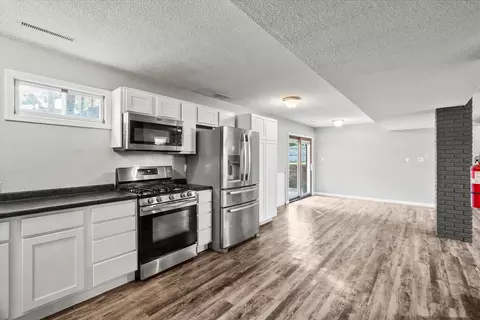 Kitchen - 464 E Pilot Dr, Herscher, IL 60941 photo 2 of 4