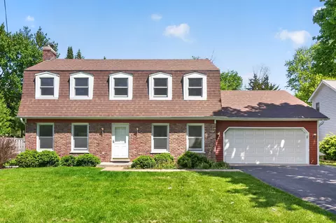 272 S Forest Ave, Batavia, IL 60510
