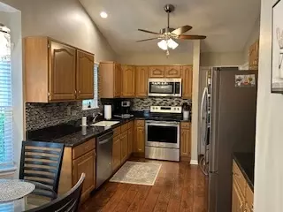 Kitchen - 21008 W Hazelnut Ln, Plainfield, IL 60544 photo 2 of 4