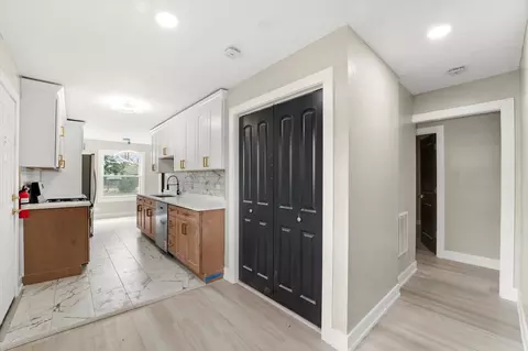 Entry Way - 16218 Honore Ave, Markham, IL 60426 photo 1 of 1