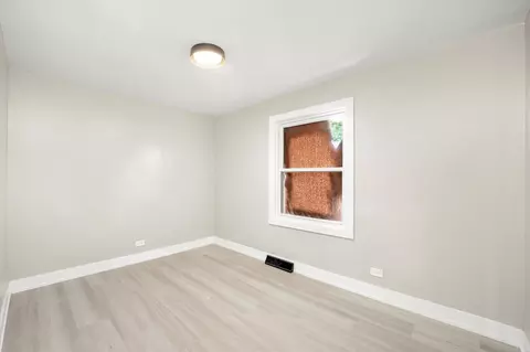 Bedroom - 16218 Honore Ave, Markham, IL 60426 photo 5 of 5