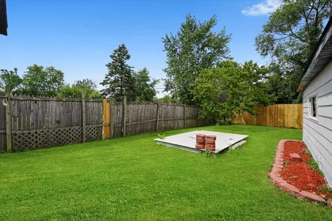 Exterior - 16218 Honore Ave, Markham, IL 60426 photo 2 of 3