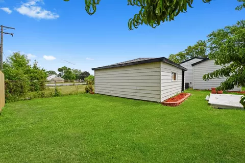 Exterior - 16218 Honore Ave, Markham, IL 60426 photo 3 of 3