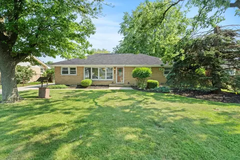 5661 W Roosevelt St, Monee, IL 60449
