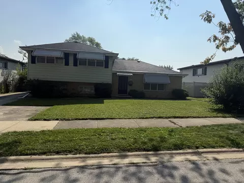 713 N Craig Pl, Addison, IL 60101