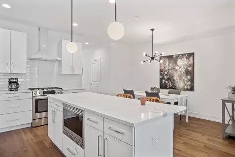 1116 Pitner Ave, Evanston, IL 60202 photo 9