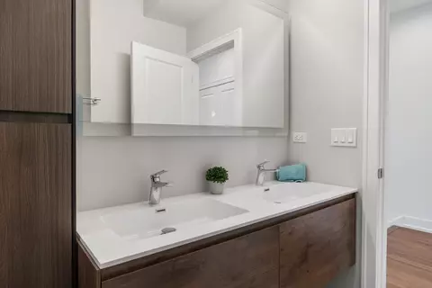 1116 Pitner Ave, Evanston, IL 60202 photo 24
